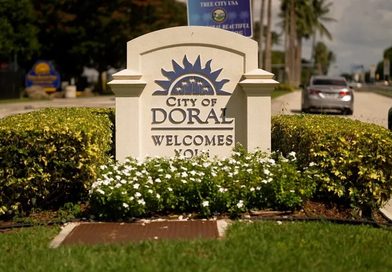 Doral, Florida Is Deserted: Venezuelans Face ICE Operations